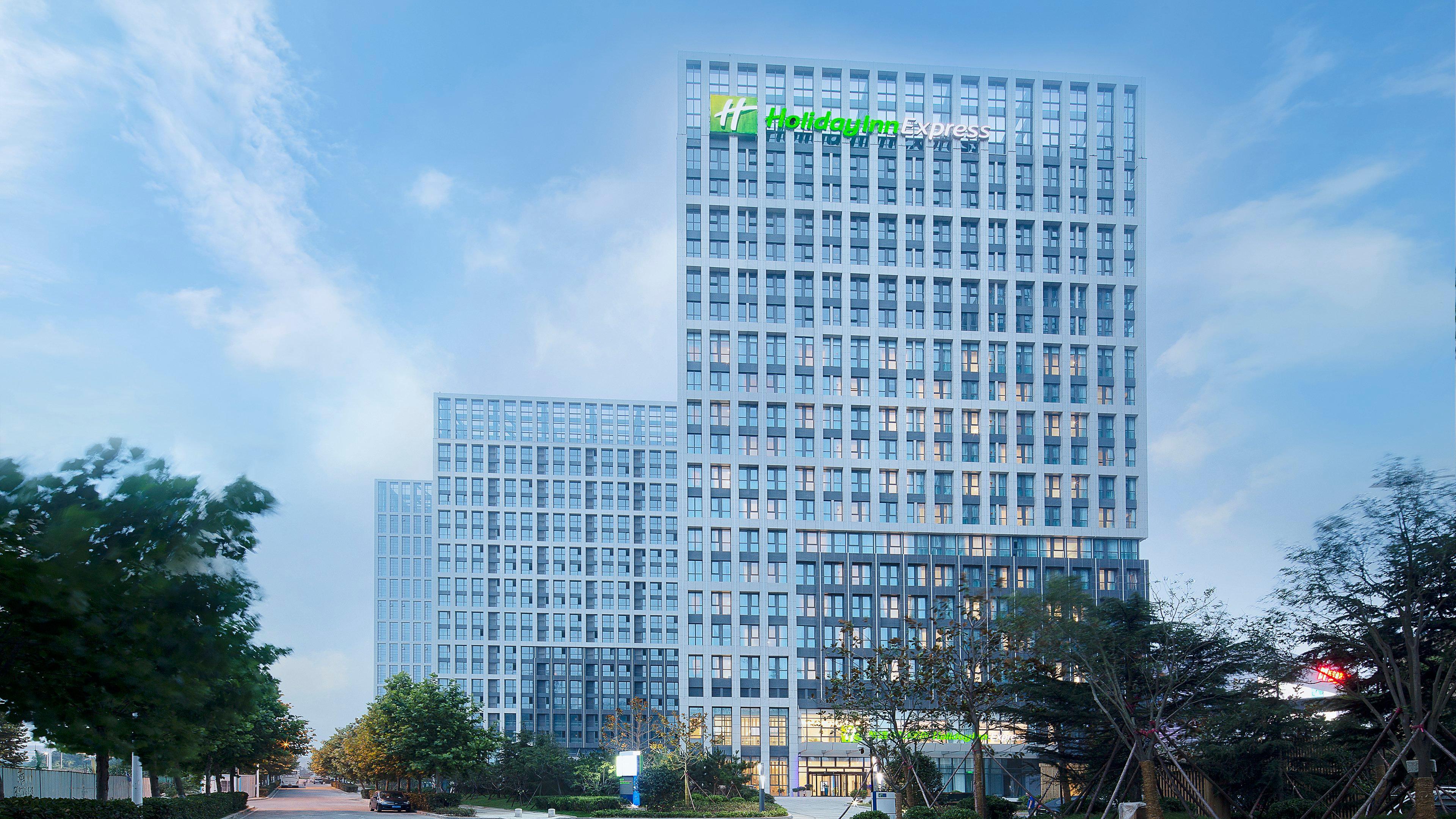 Holiday Inn Express - Qingdao West Coast By Ihg Экстерьер фото