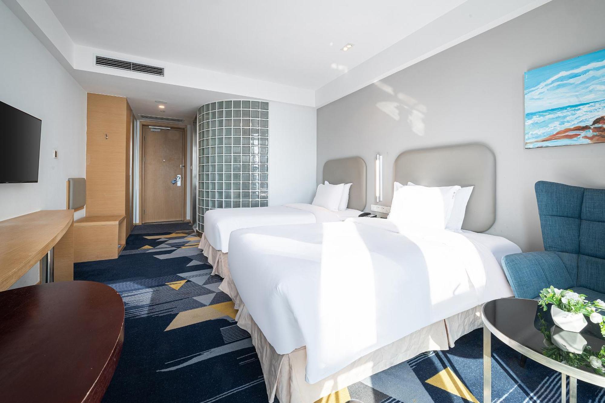 Holiday Inn Express - Qingdao West Coast By Ihg Экстерьер фото