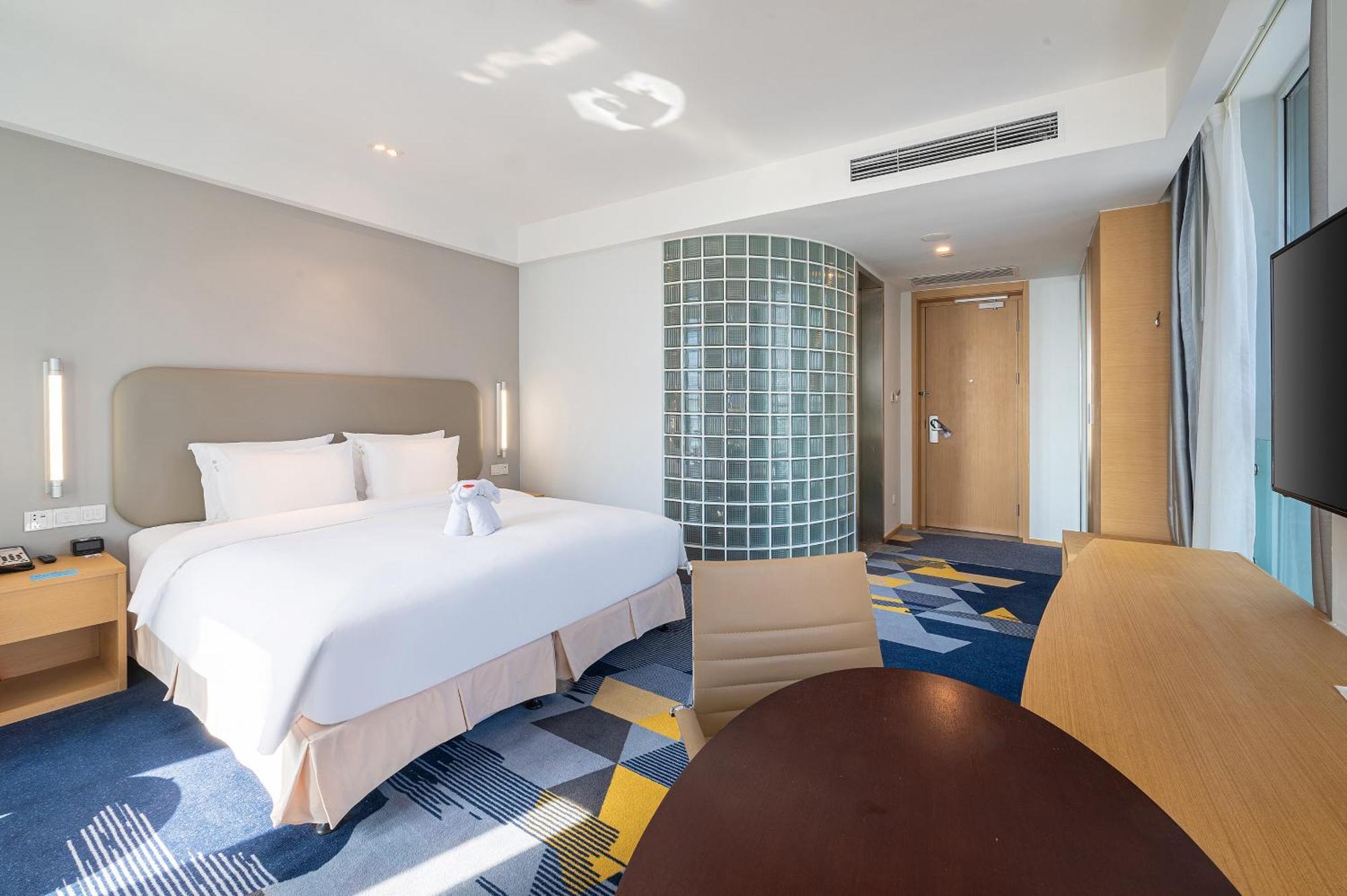 Holiday Inn Express - Qingdao West Coast By Ihg Экстерьер фото