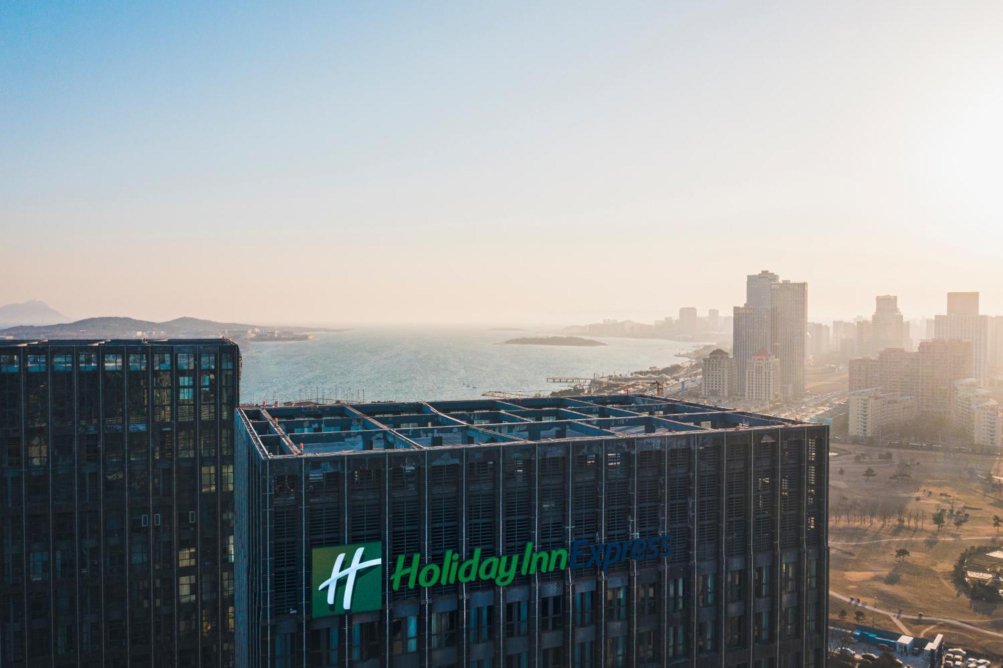 Holiday Inn Express - Qingdao West Coast By Ihg Экстерьер фото