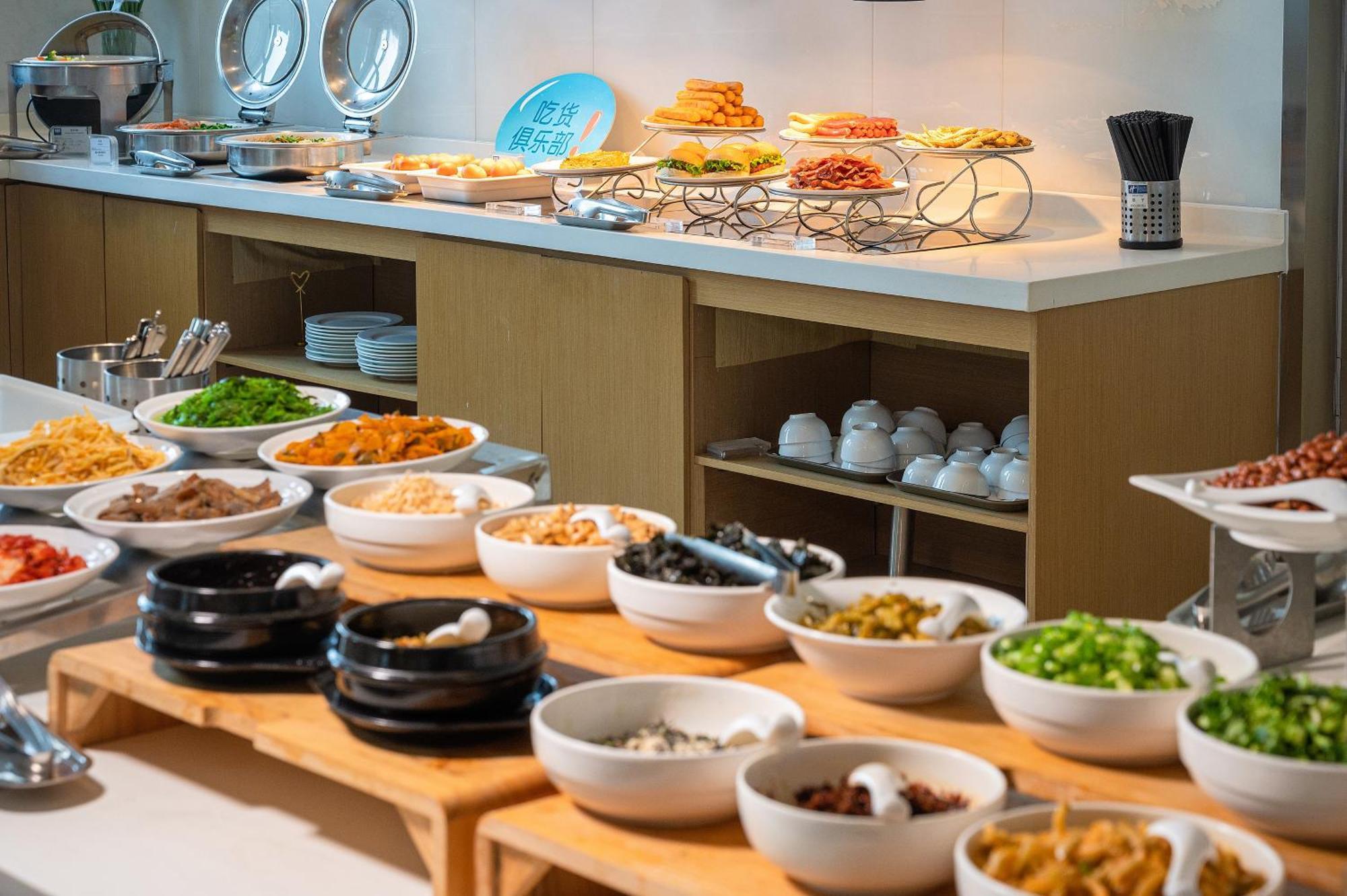 Holiday Inn Express - Qingdao West Coast By Ihg Экстерьер фото